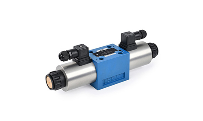 選擇比例換向閥配套傳感器時應考慮哪些因素？